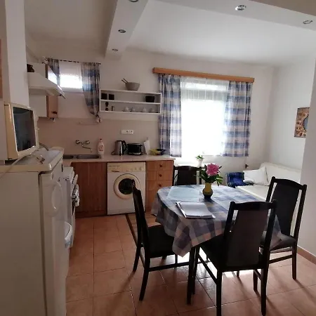 Urretje Vendeghaz Apartment
