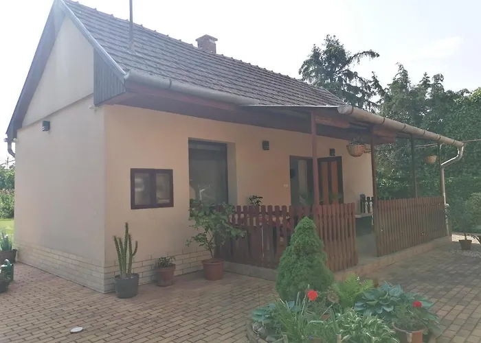 Urretje Vendeghaz Apartament *